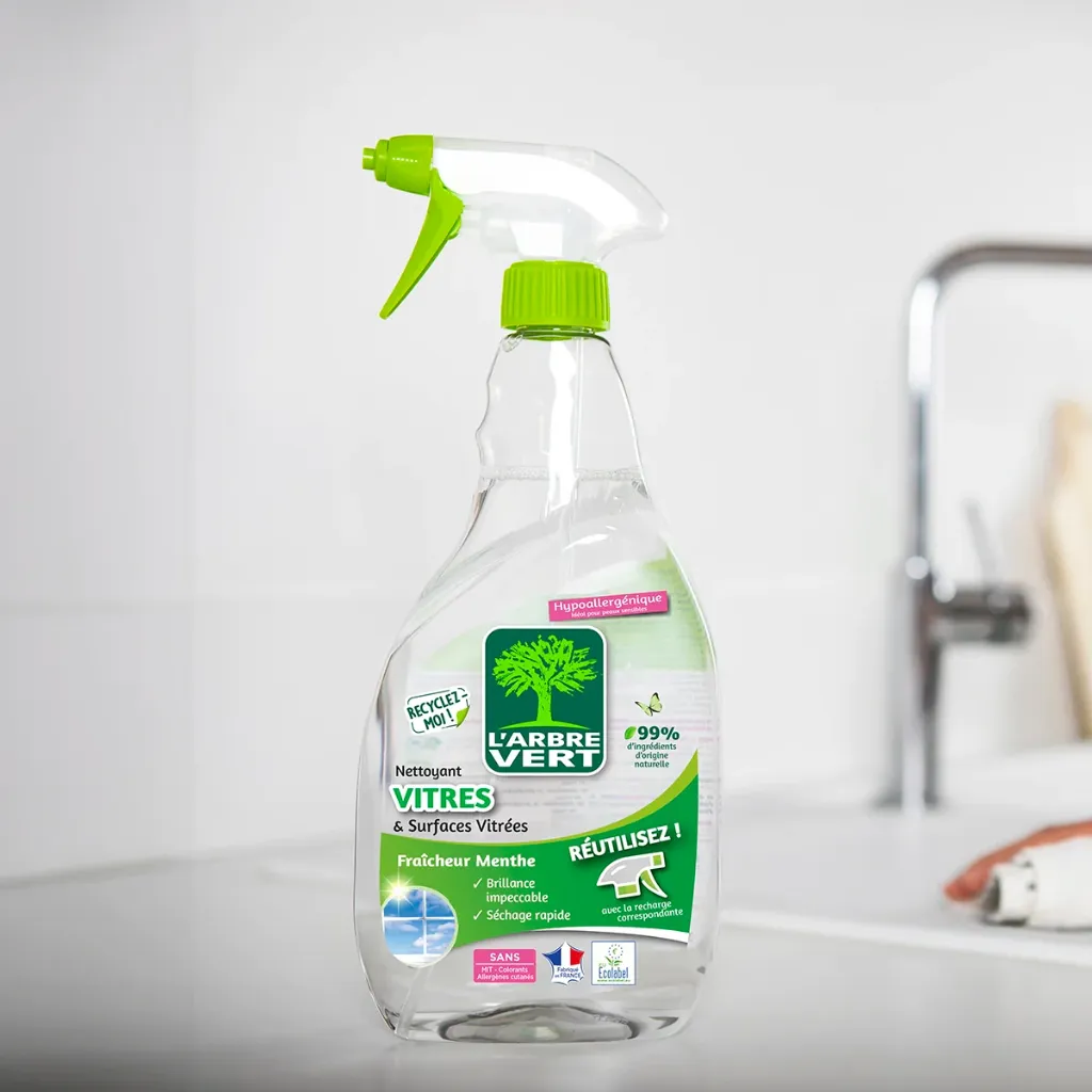 spray-nettoyant-vitres-740ml_galerie_2.webp