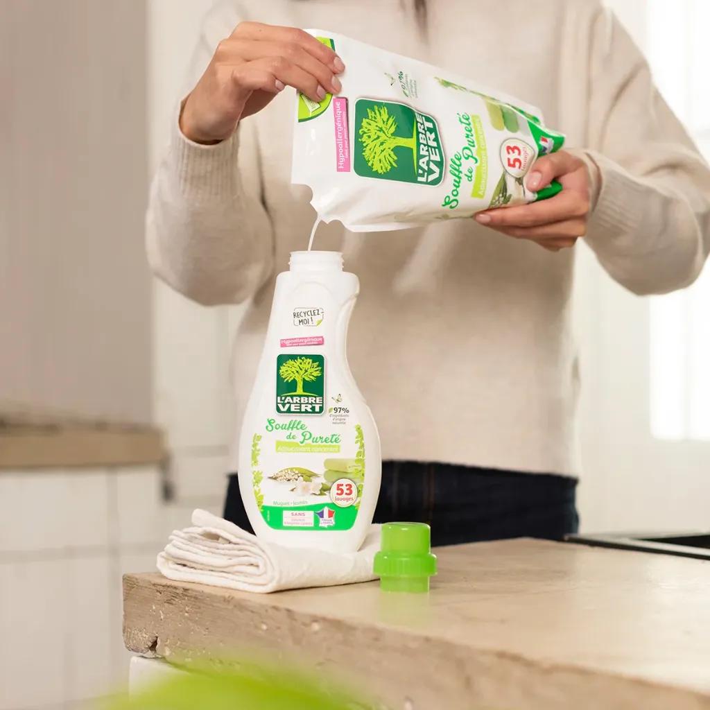 recharge-adoucissant-souffle_de_purete-800ml-galerie_2.webp