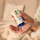 creme_mains-peaux_sensibles-50ml_galerie_2_f14d8a09-bfa7-48cb-80b9-1f99091faa1d.webp